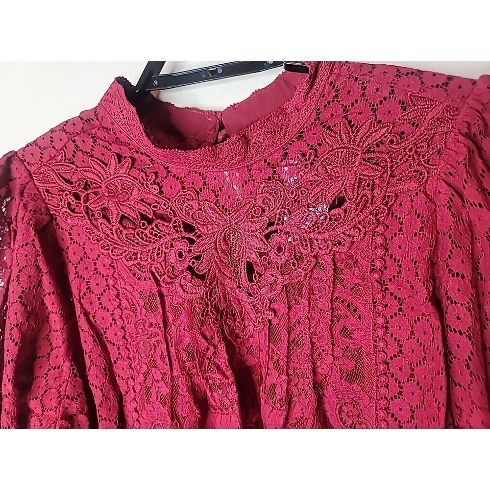 Torrid Size 4 NWT Women's Mixed Lace Rhubarb Red Shirt Plus Size 4X NEW t71 - Picture 4 of 9